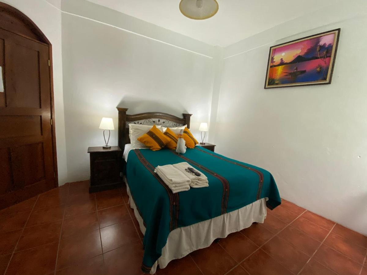 Hotel Los Angeles Panajachel Extérieur photo