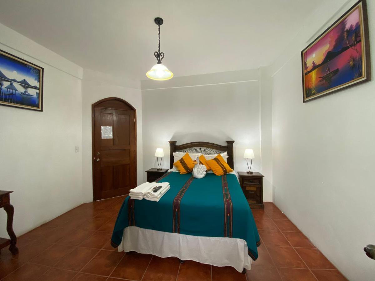 Hotel Los Angeles Panajachel Extérieur photo