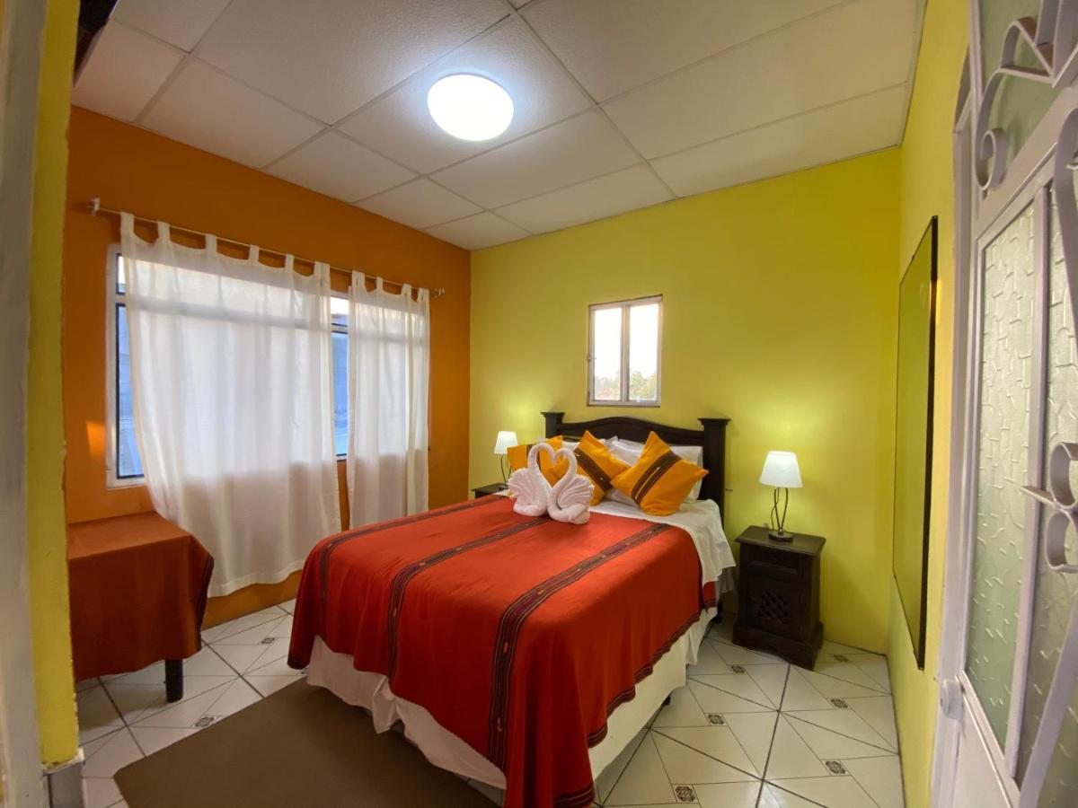 Hotel Los Angeles Panajachel Extérieur photo