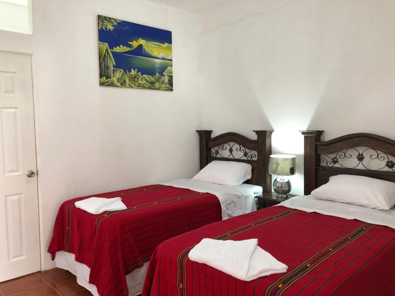 Hotel Los Angeles Panajachel Extérieur photo