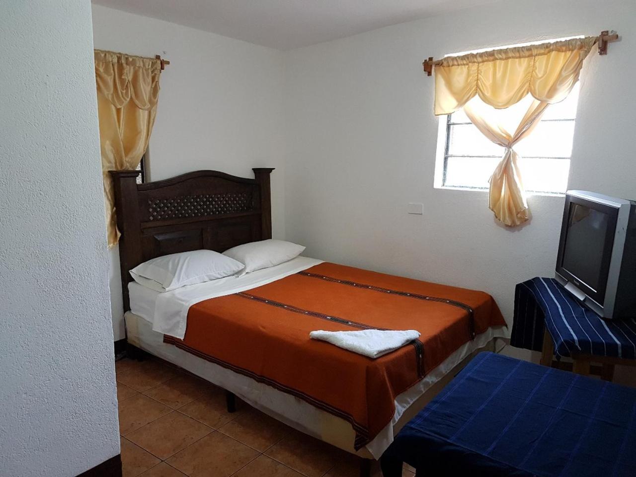 Hotel Los Angeles Panajachel Extérieur photo