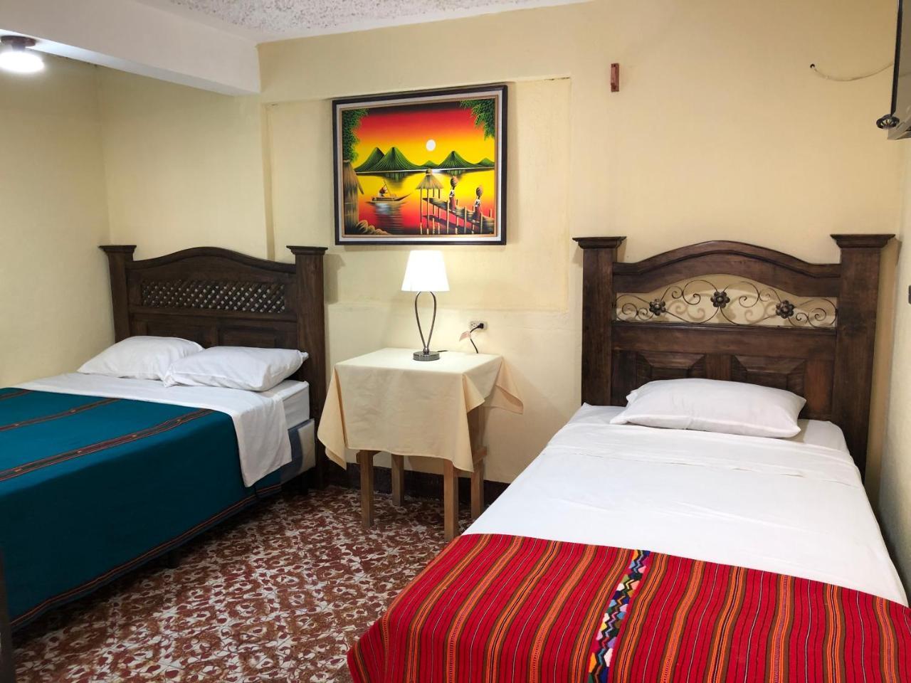 Hotel Los Angeles Panajachel Extérieur photo