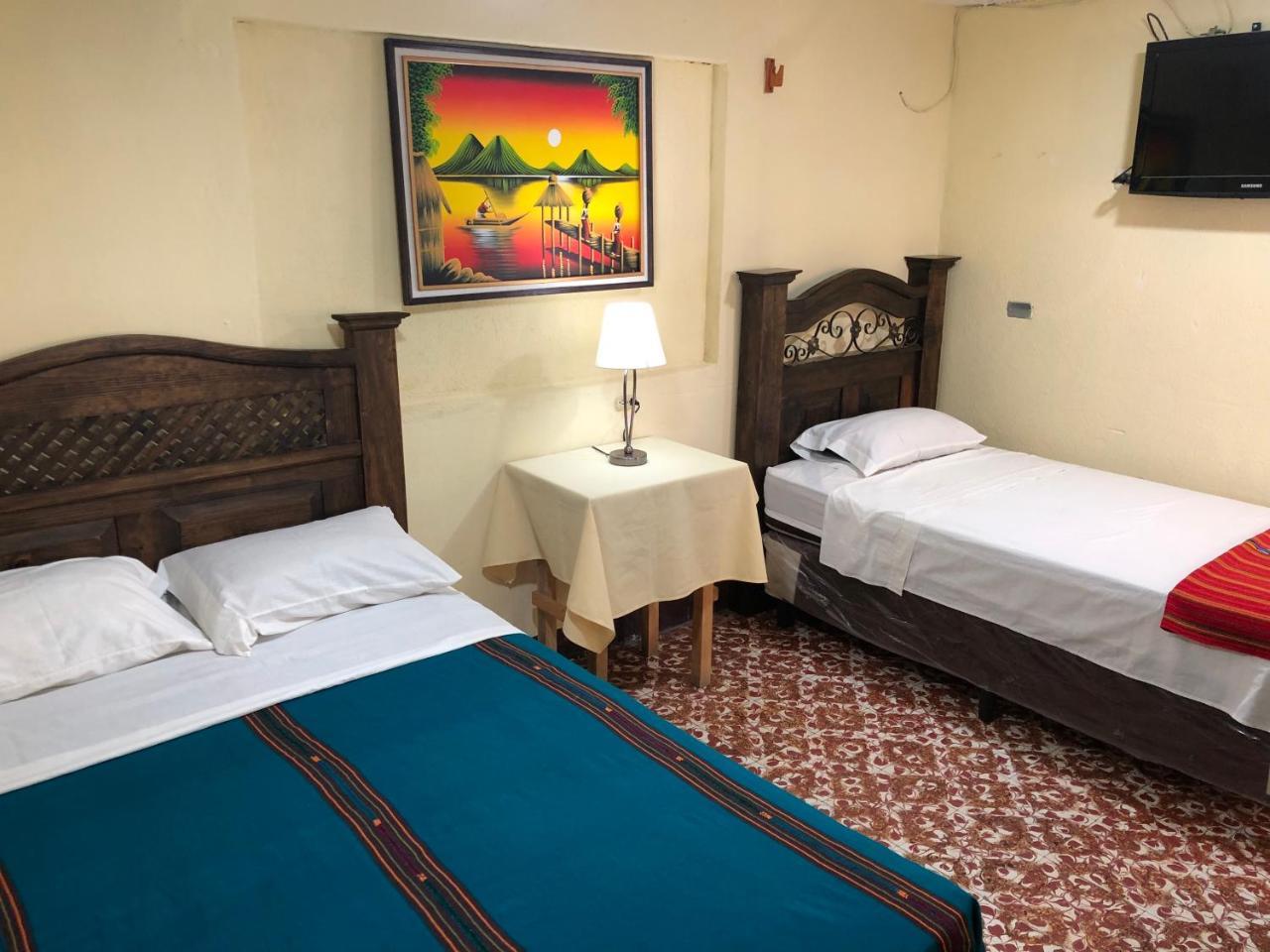 Hotel Los Angeles Panajachel Extérieur photo