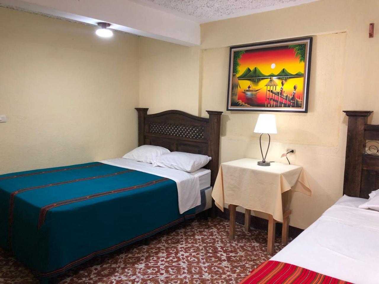Hotel Los Angeles Panajachel Extérieur photo